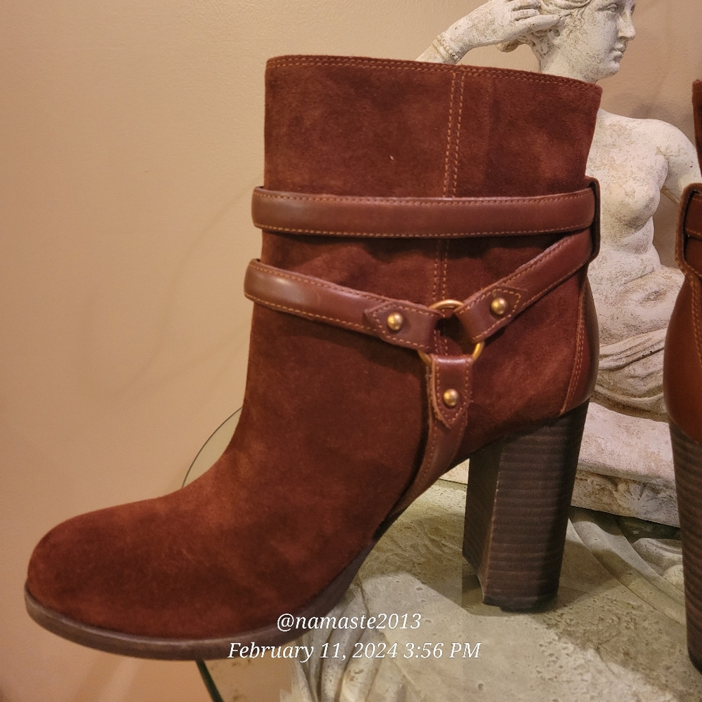 Ugg Dandridge Suede Heeled Boot Hardware Buckle Designer Slip-On #722 New - Picture 5 of 14